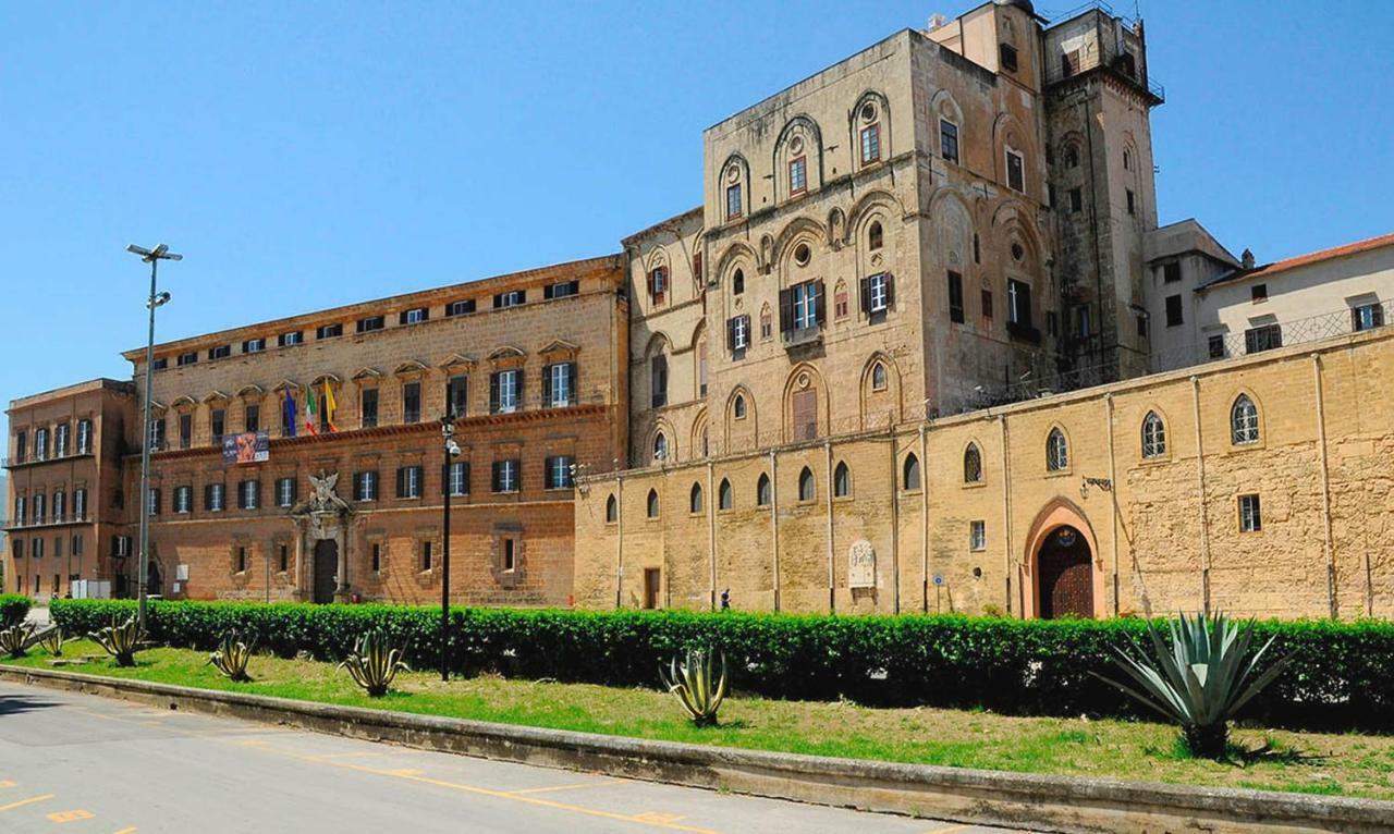 Palazzo Filangeri Di Amorosa Palerme Extérieur photo